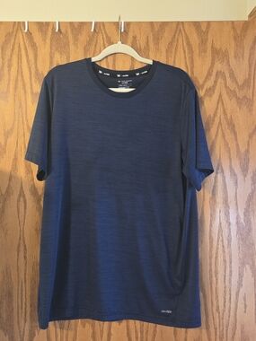 tek gear Men's Dark Blue Performance Crew Neck Tee